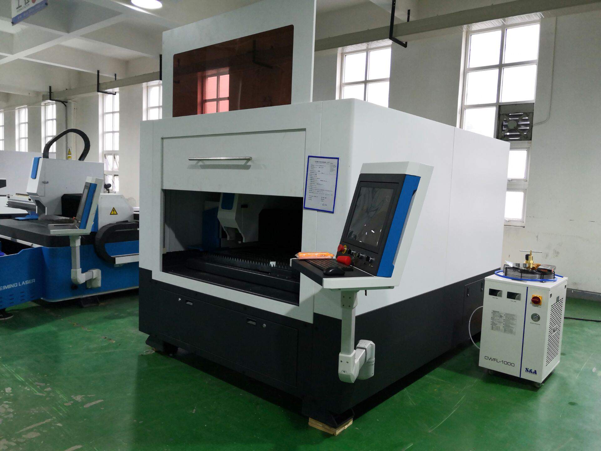 Small fiber laser cutting machine SF1313G