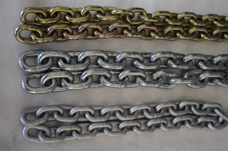 Lifting chain